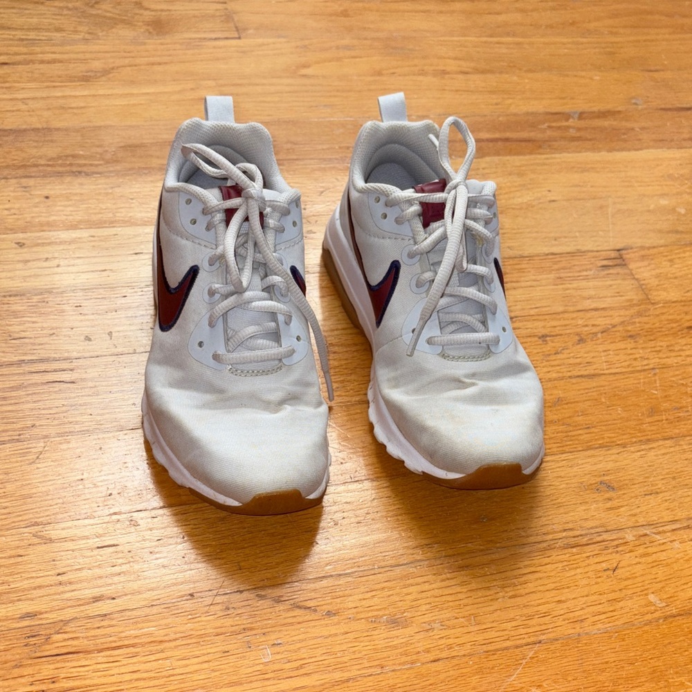 Nike White and Black Women's Sneakers